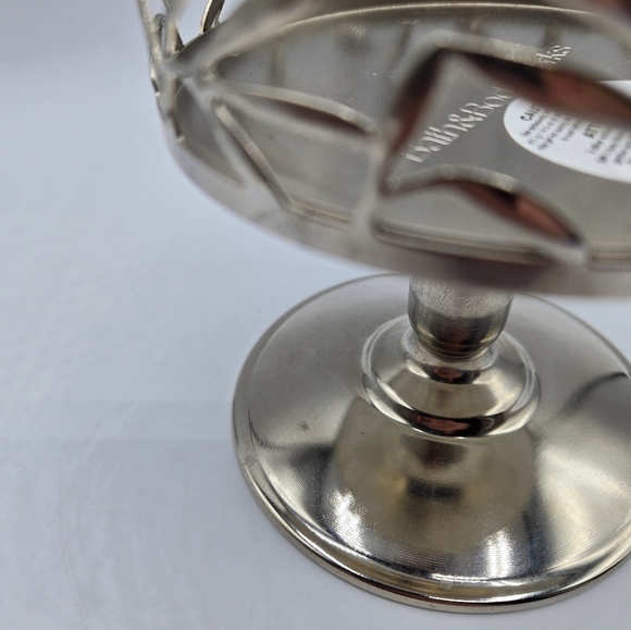 Bath & Body Works Vine Leaf 3 Wick Pedestal Candle Holder - Picture 4 of 5